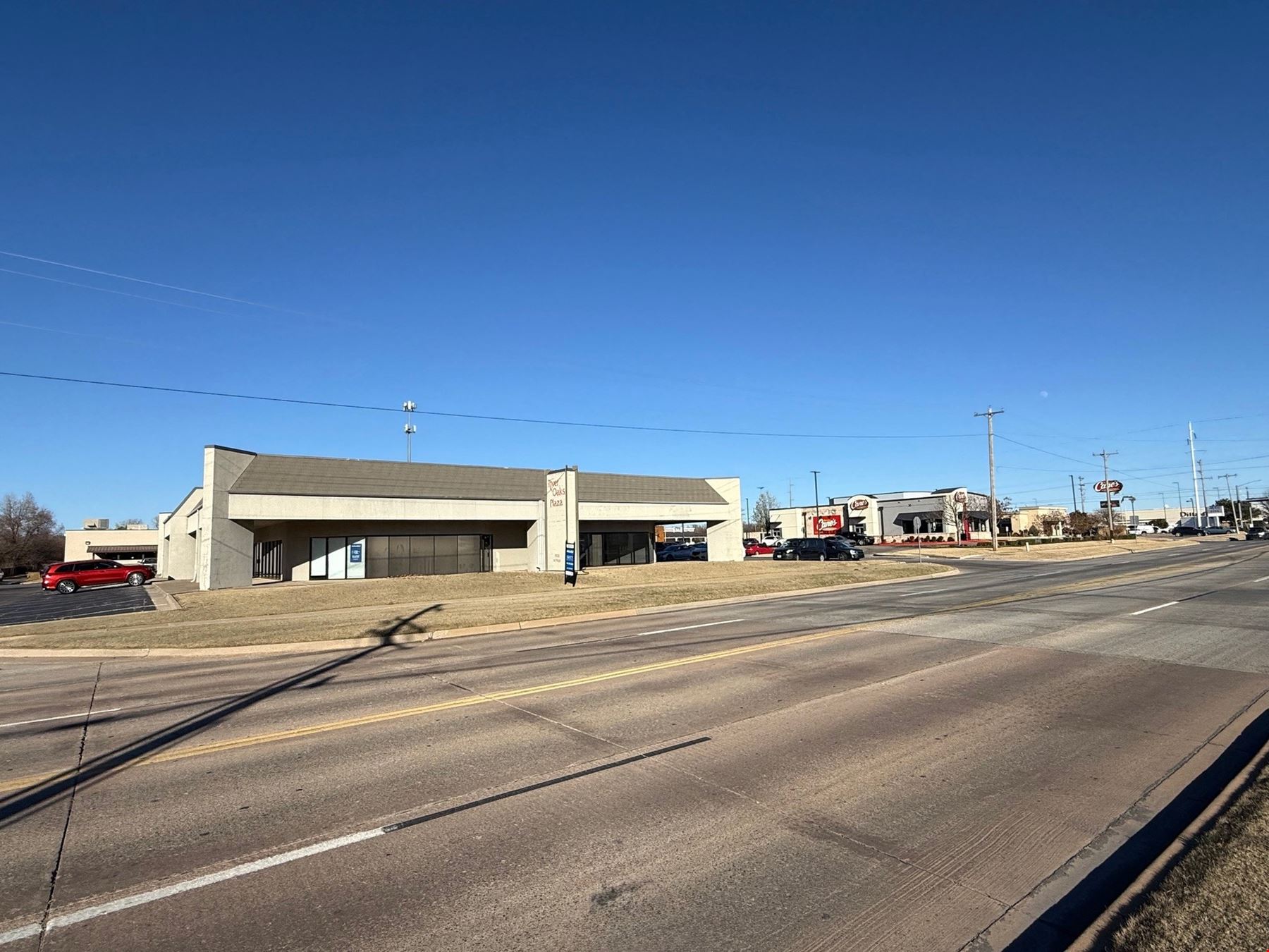 River Oaks Plaza Retail/Office