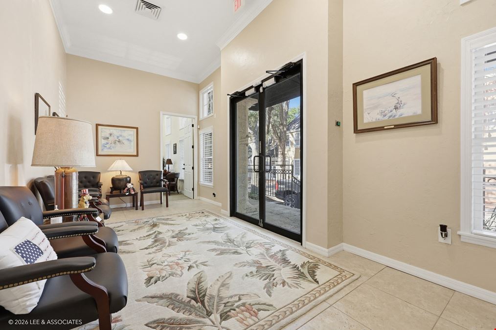 5215 SW 91st Ter - Haile Village Executive Office Suite