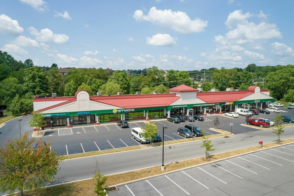 Creekside Plaza