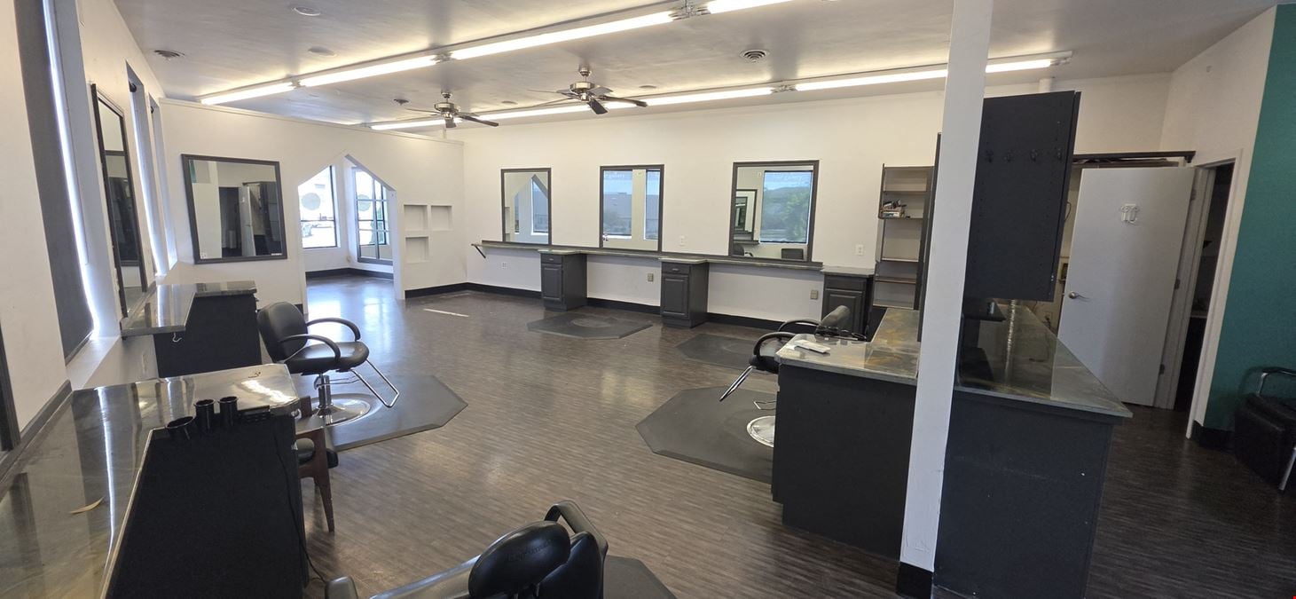 2595 NE Butler Market Rd, Suite D