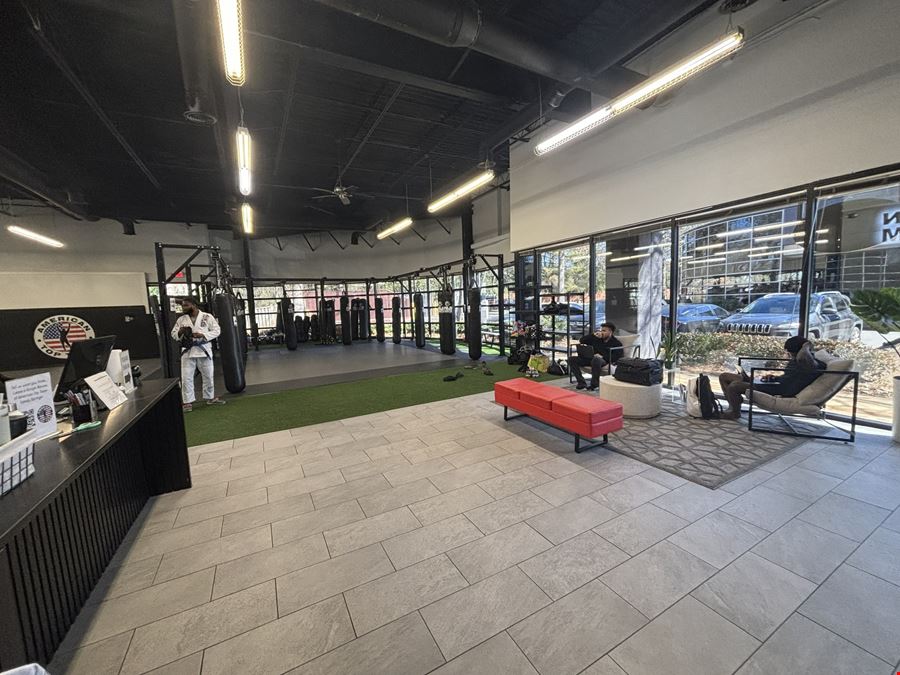 7840 Roswell Road, Unit 475