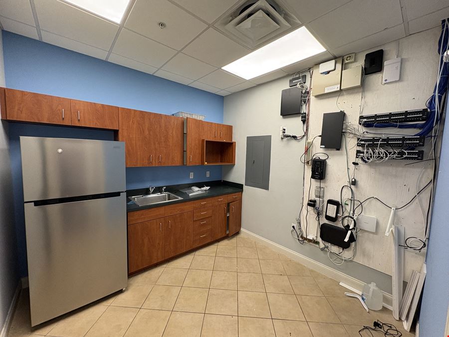 Marquesas Professional Office