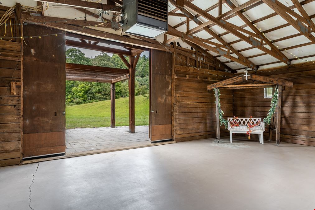 86 Stable Gate Dr