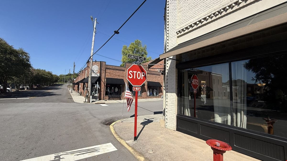 Multi-Use Building-5000 + Square Feet-Loudon, TN
