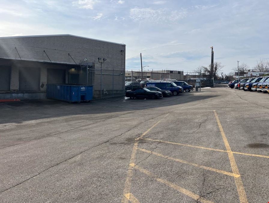 1095 E 45th Street
