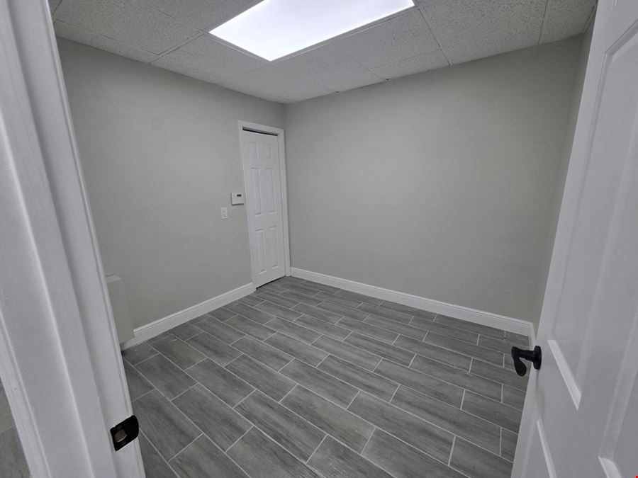 Pine Lake Office Park