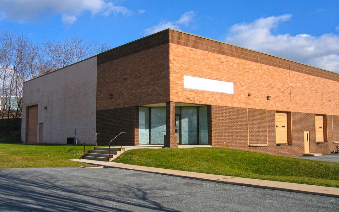 651 Gibson Blvd