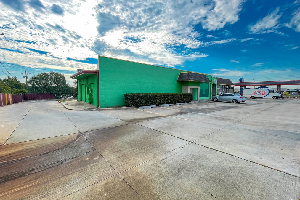 4313 Northwest Cache Road