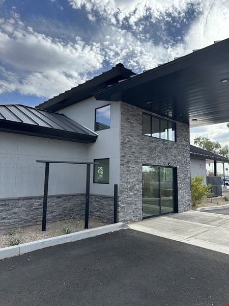 Preview of Retail space for Rent at 1525 W Apache Trl