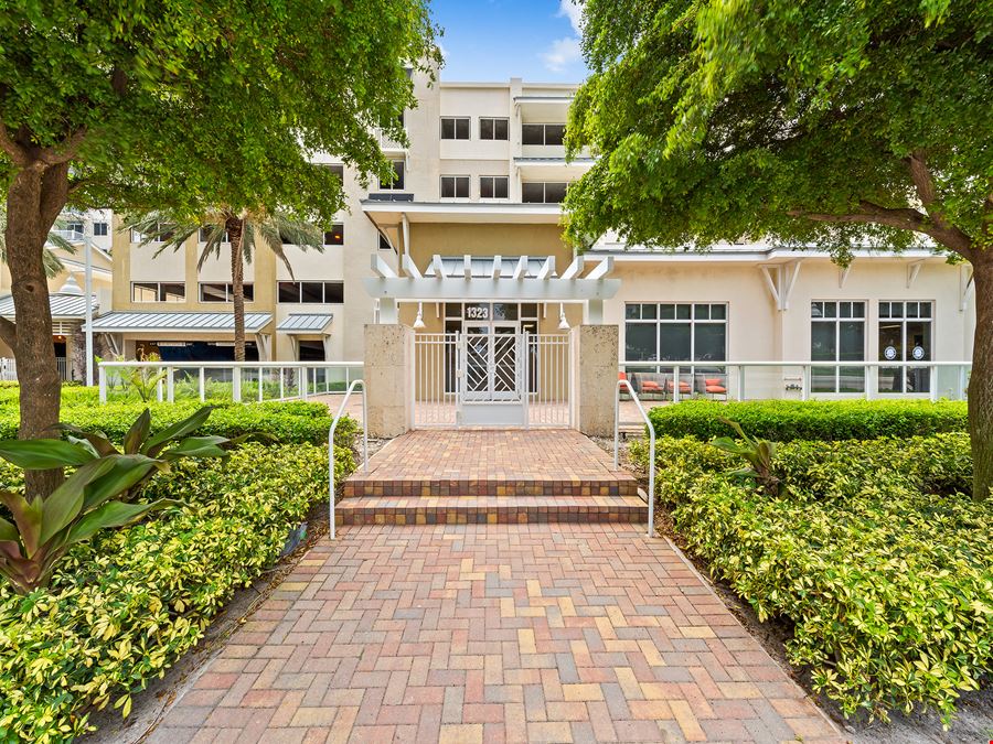1333 S Ocean Blvd