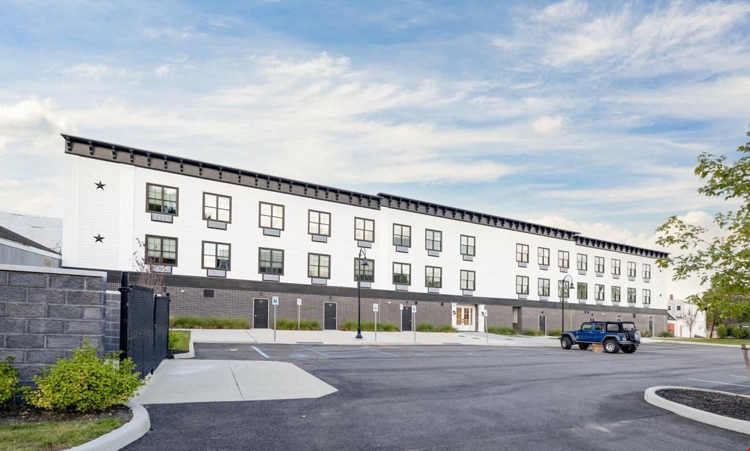 The Lofts at Maple & Main Retail