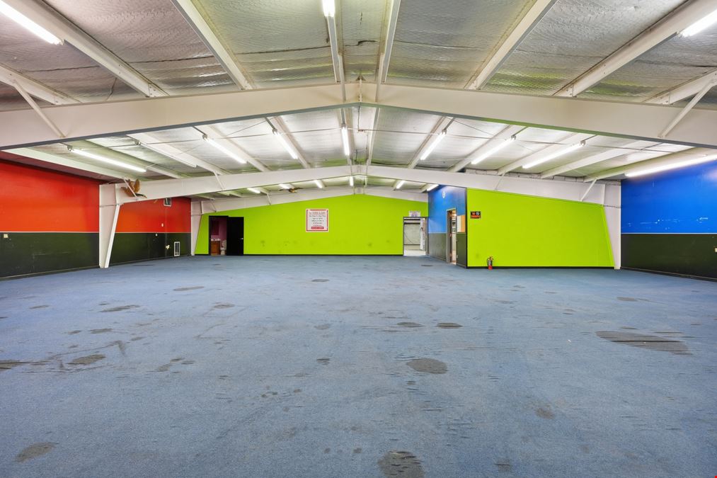 3118 E Slaton Rd