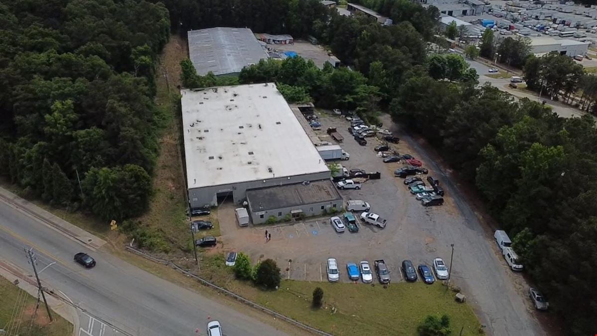 25,951 SF Light Industrial Warehouse | Lithonia, GA