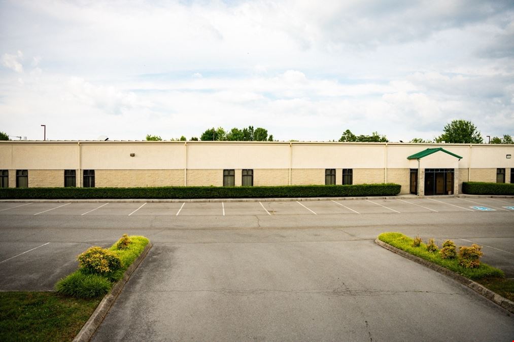 56,604 SF Office or Flex Redevelopment | Knoxville, TN MSA