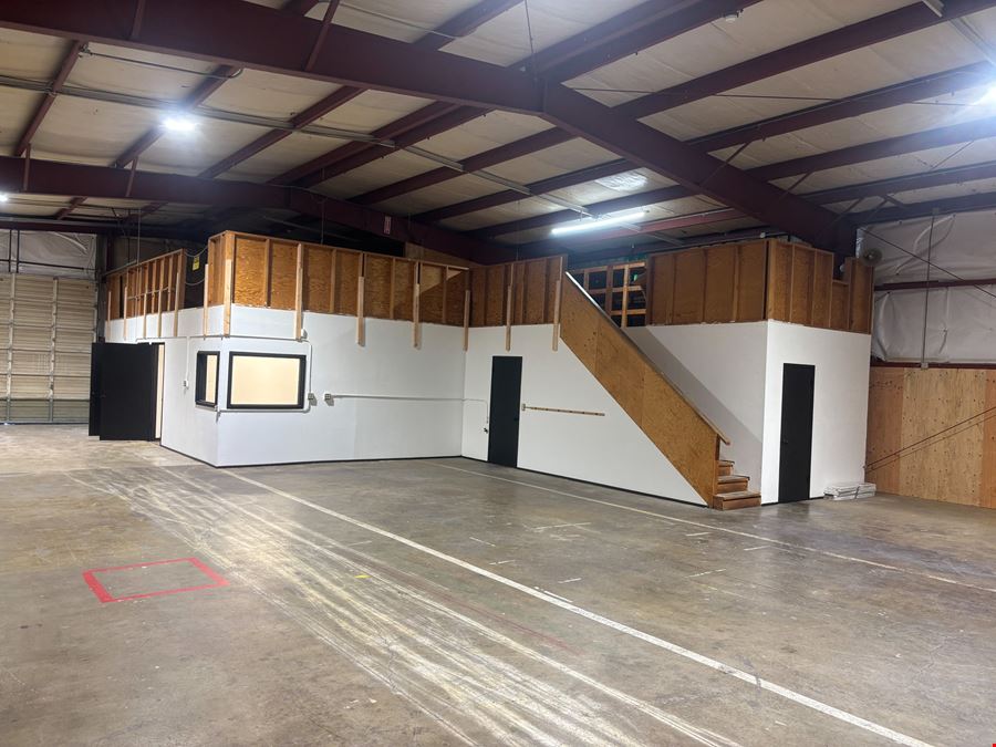 250 SE Booth Bend Rd