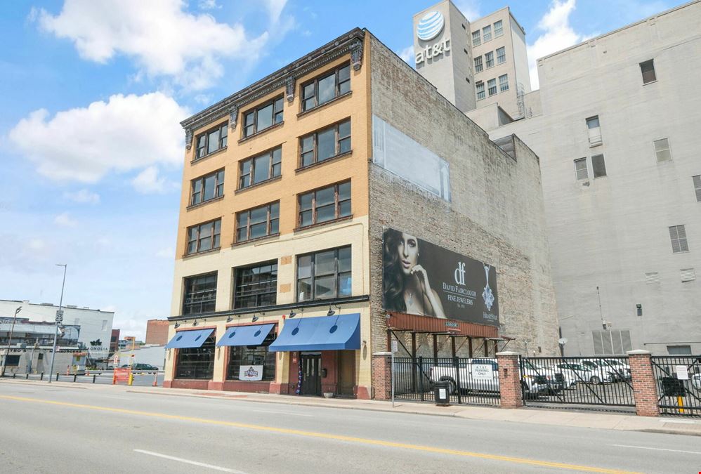 610 Monroe St