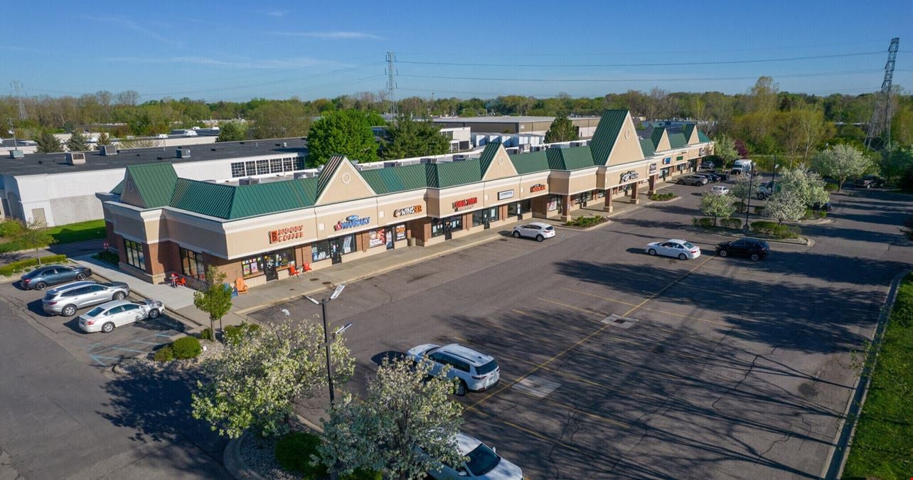 Maple Park Plaza