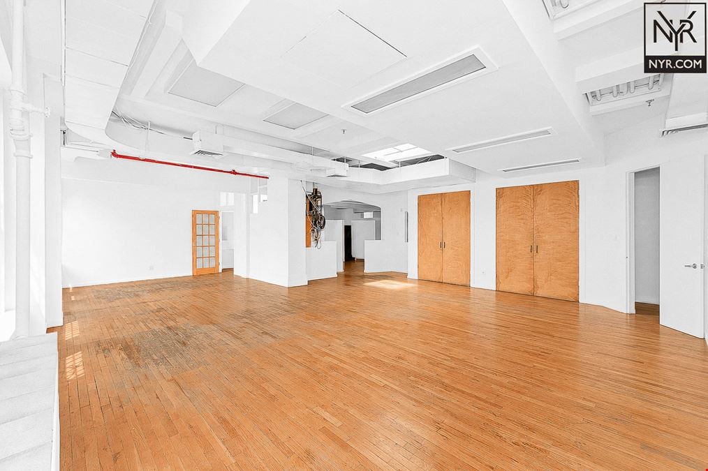 148 W 24th St