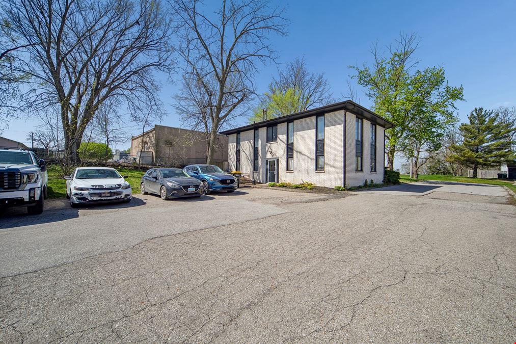 2313 Rocklyn Dr