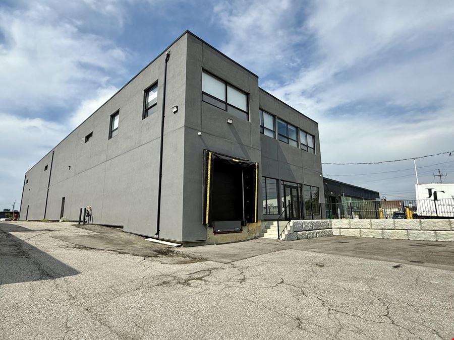 190 Bentworth Ave, North York, ON M6A 1P8