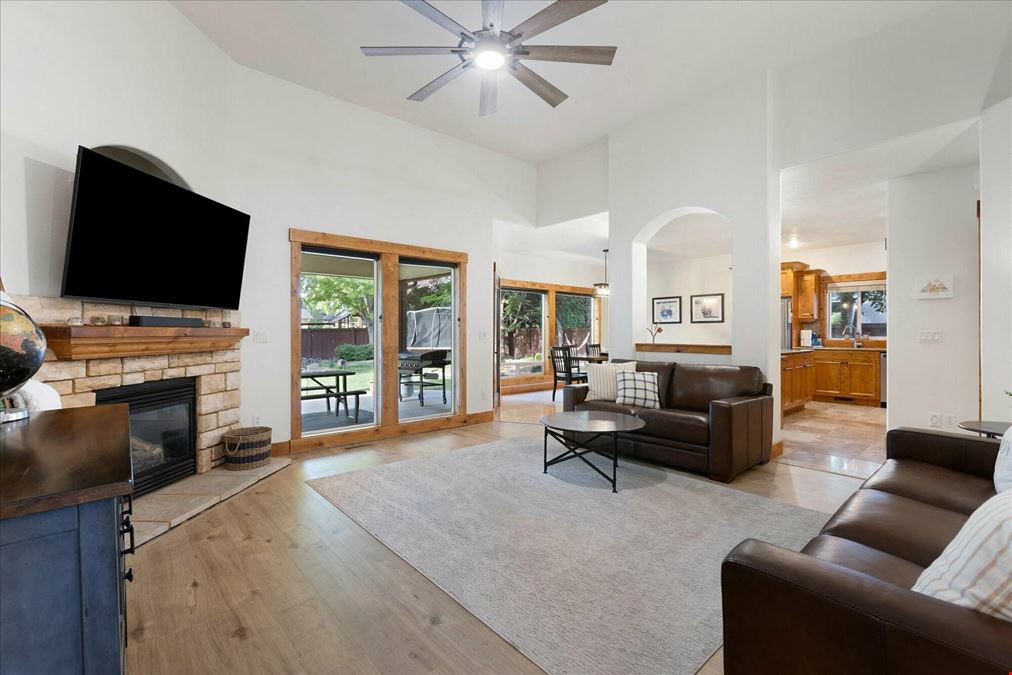 891 E Kaibab Trail Dr, Meridian