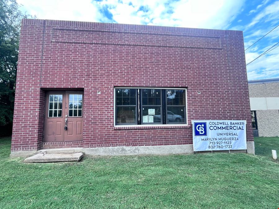 527 E Main St