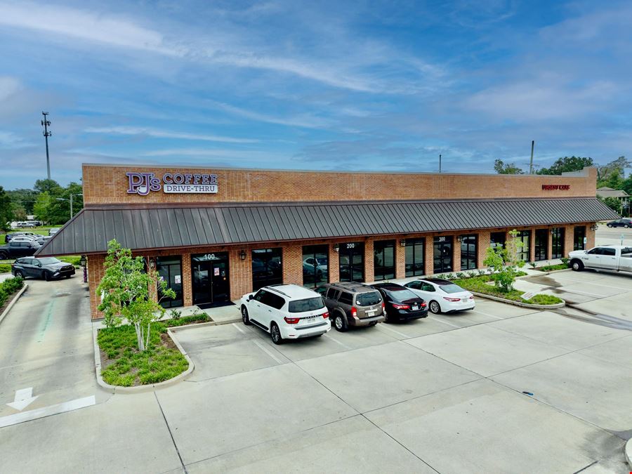 Trail Plaza Shopping Center
