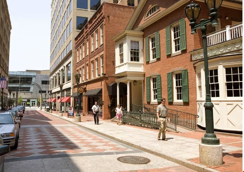 40 Pratt Street