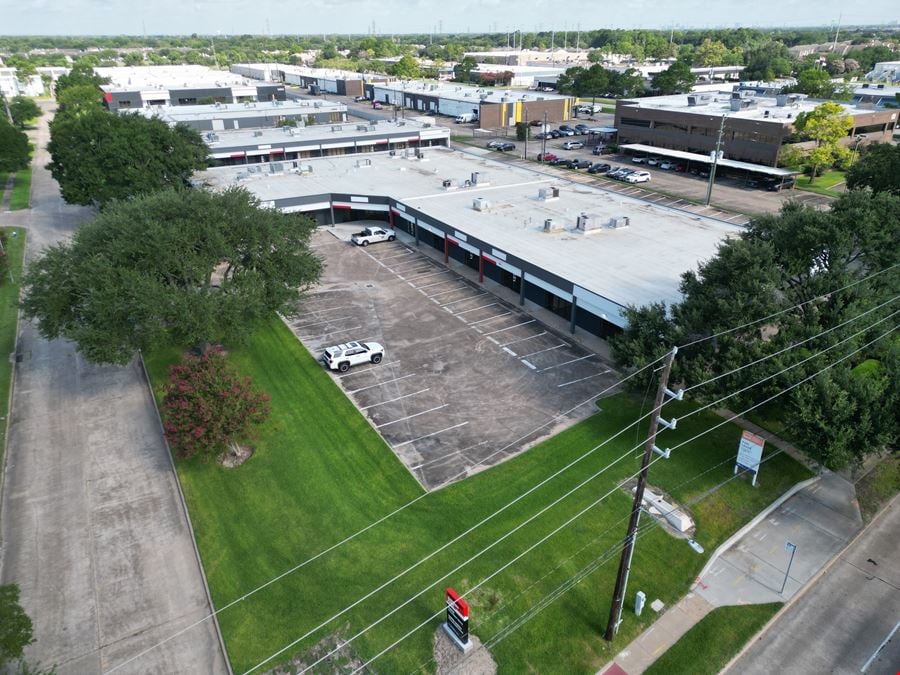 11000 South Wilcrest Dr - Stonecrest Business Park