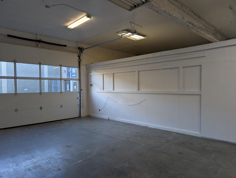 3,4 & 5 - 625 Alpha Street
