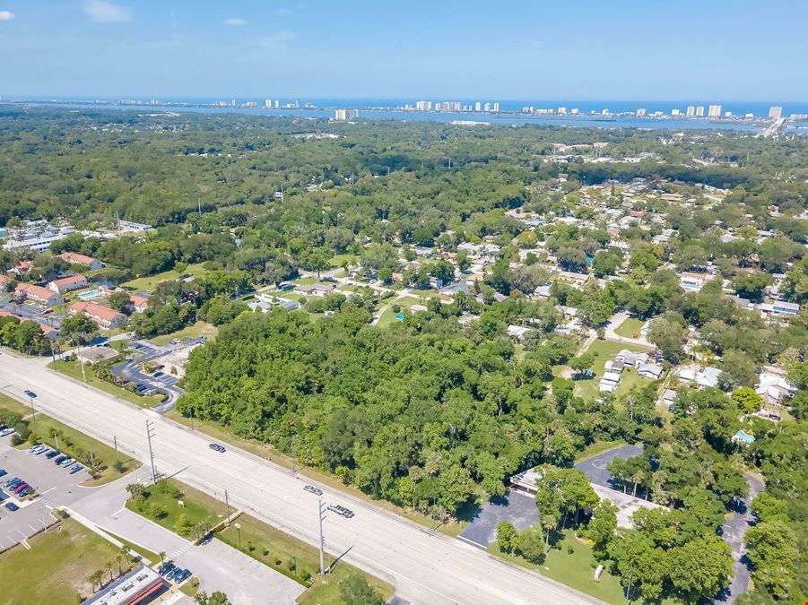 3735-3739 Nova Rd