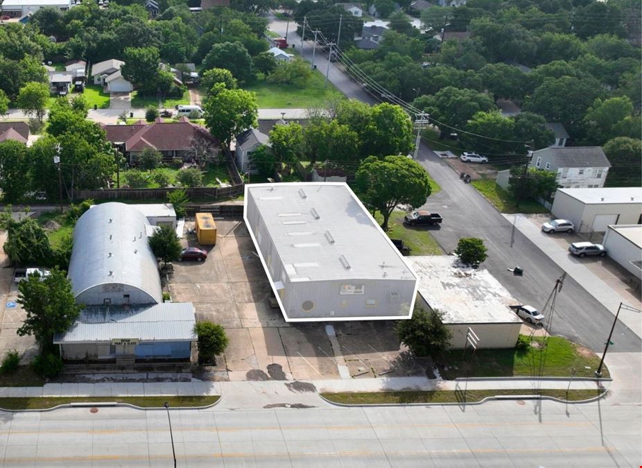 South College Plaza 