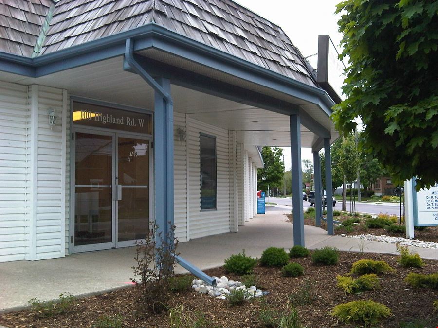 96 -100 Highland Road W.