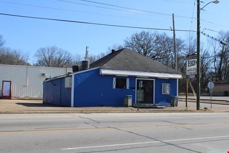Preview of Retail space for Sale at 910 Dodson Avenue
