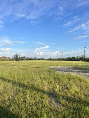 Tamiami Trail Commercial Development Land