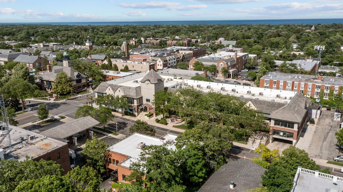 Deerpath Plaza