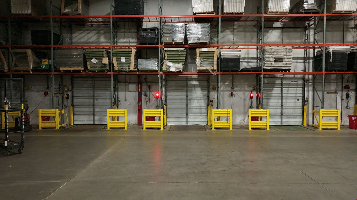 599,465 SF Distribution Center