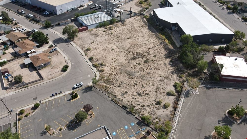 PRIME ±1.17 ACRE INDUSTRIAL YARD NEAR AIRPORT & I25