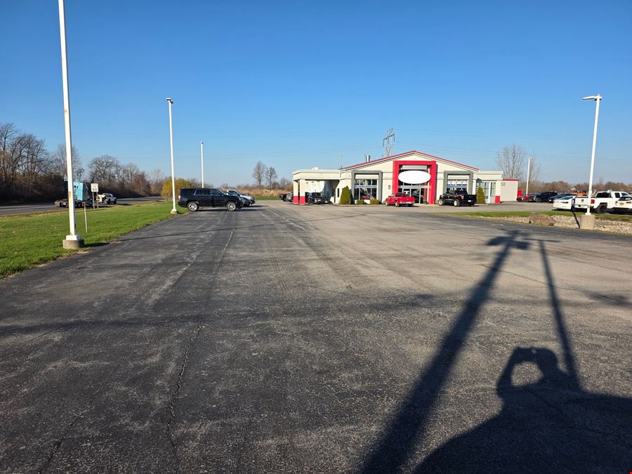 5967 Robinson Rd. - Prime Parking Lot & 1,000+/- SF Office Space
