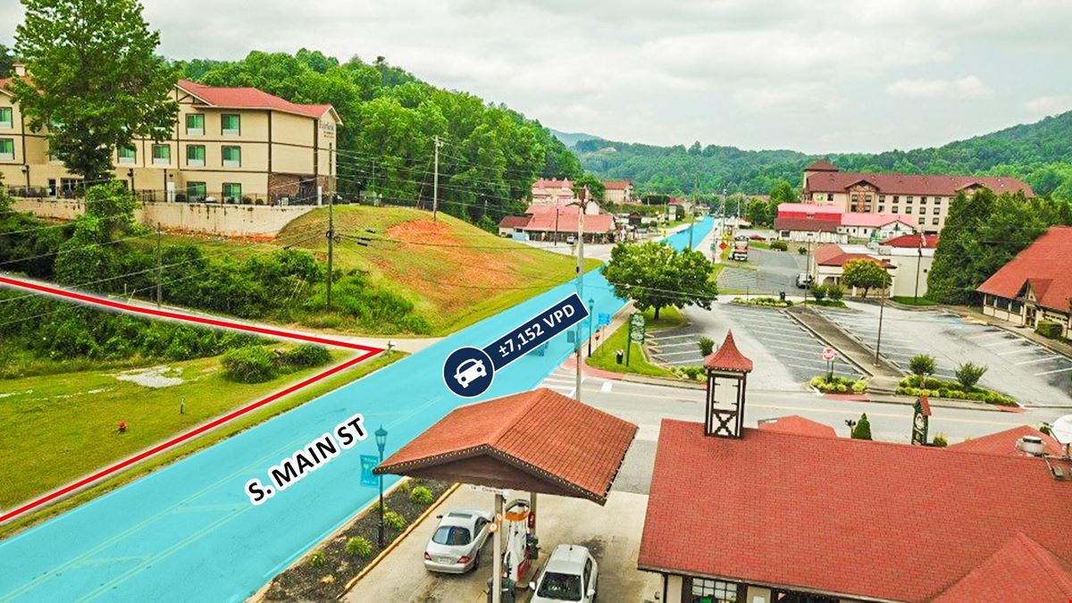 ±1.23 Acres in the Center of Helen | Commercial/Residential Use