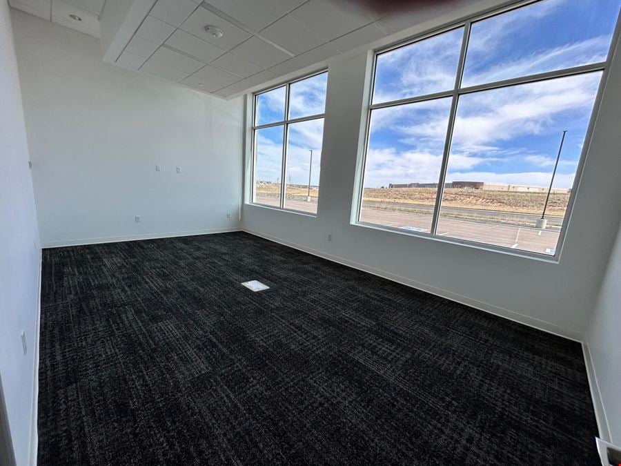 8039 S Chambers Rd, Unit 100