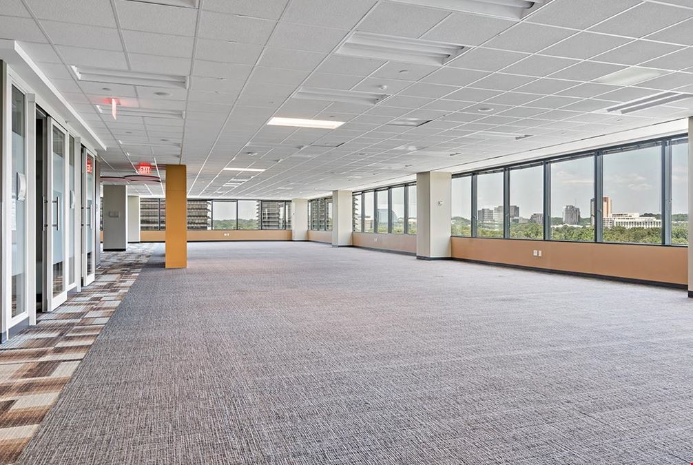 64 Perimeter Center East (R070a)