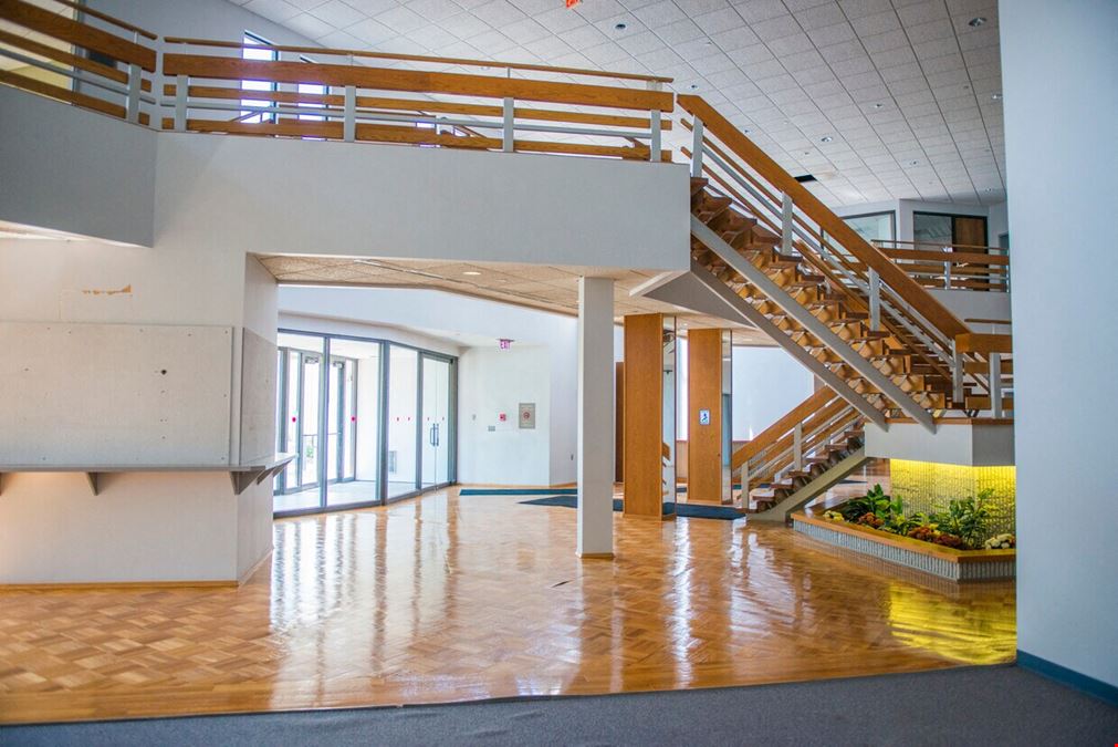 1 Apollo Dr