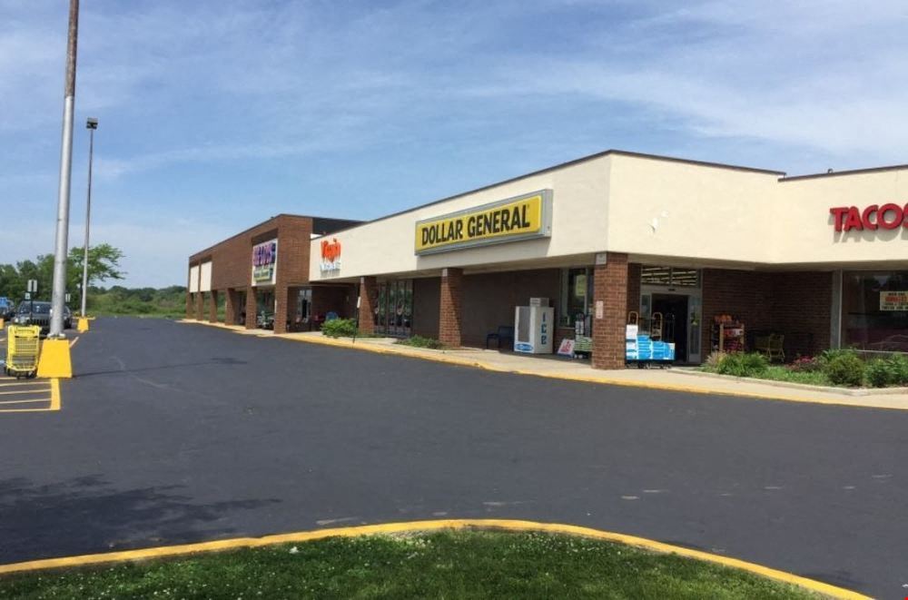 Eagle Creek Plaza