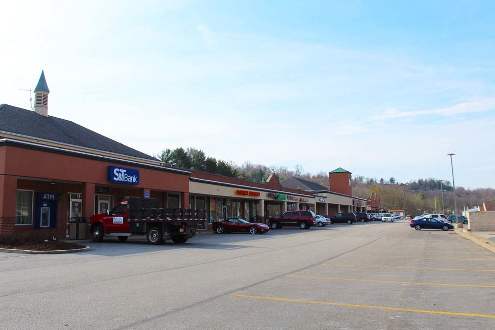 Holiday Park Shopping Center