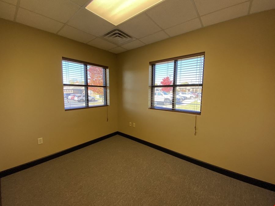 1,037' Class A Office For Lease near Republic & Campbell