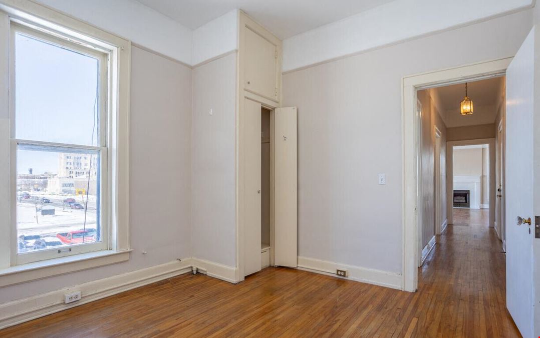 814 Center Avenue