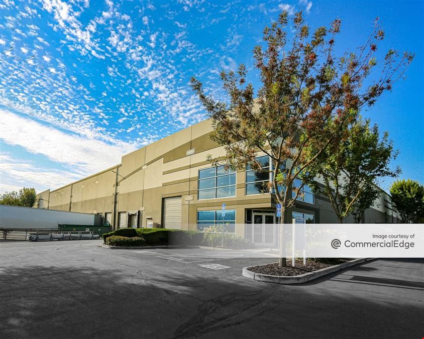 1546 - Woodland Warehouse - Preferred Listing