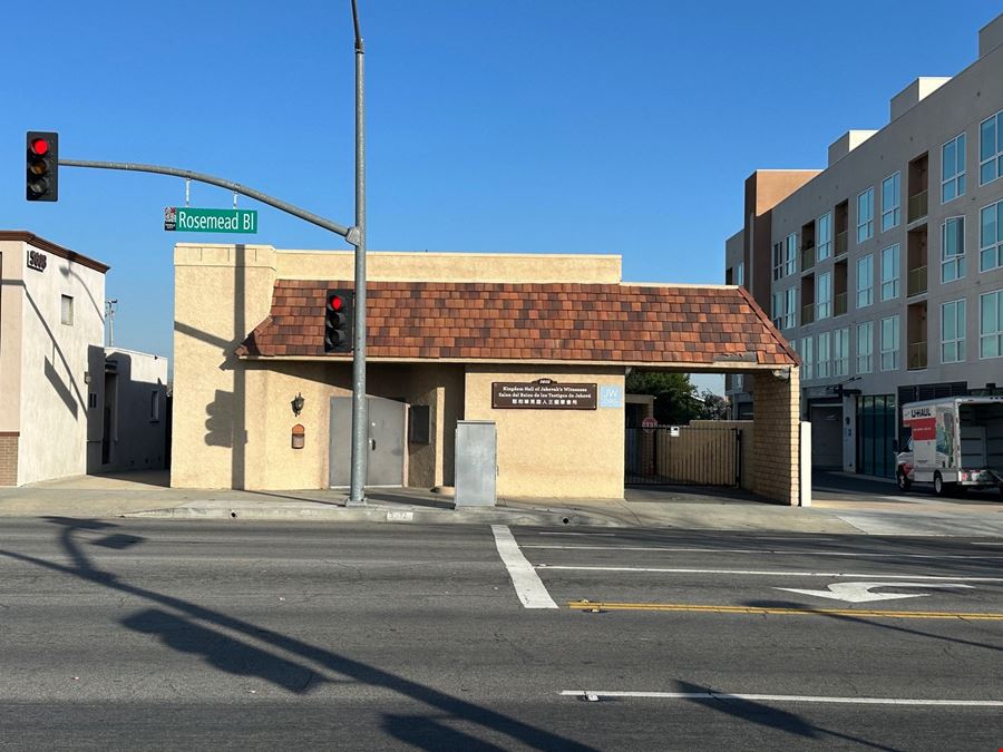 5602 Rosemead Blvd