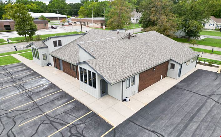 Preview of Office space for Rent at 814 N Macomb St